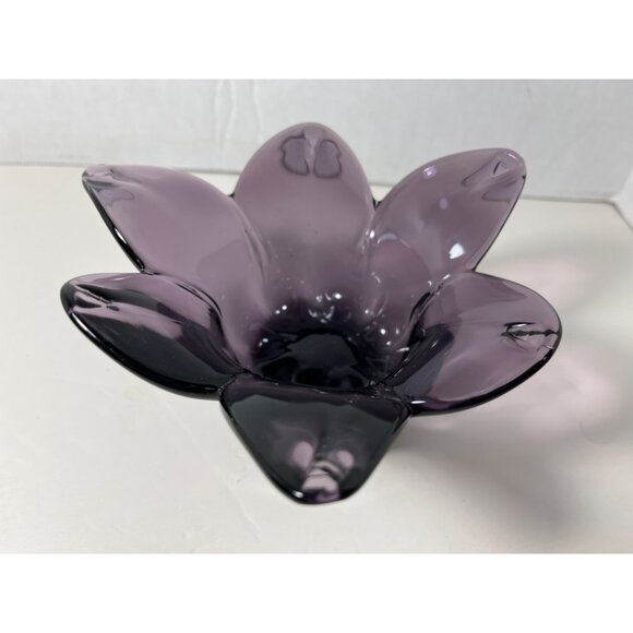 Murano Lavorazione Made in Italy Purple Amethyst Petal Shaped Bowl - Picture 1 of 7